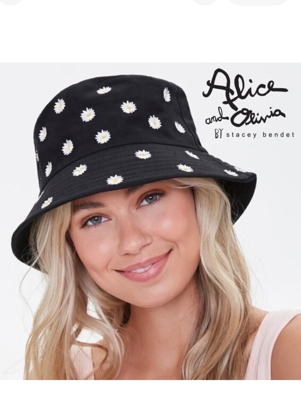 NWOT Alice + Olivia x FABFITFUN Reversible Daisy Bucket Hat One Size